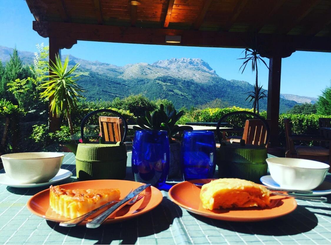 Aire De Ruesga Hotel Luaran gambar
